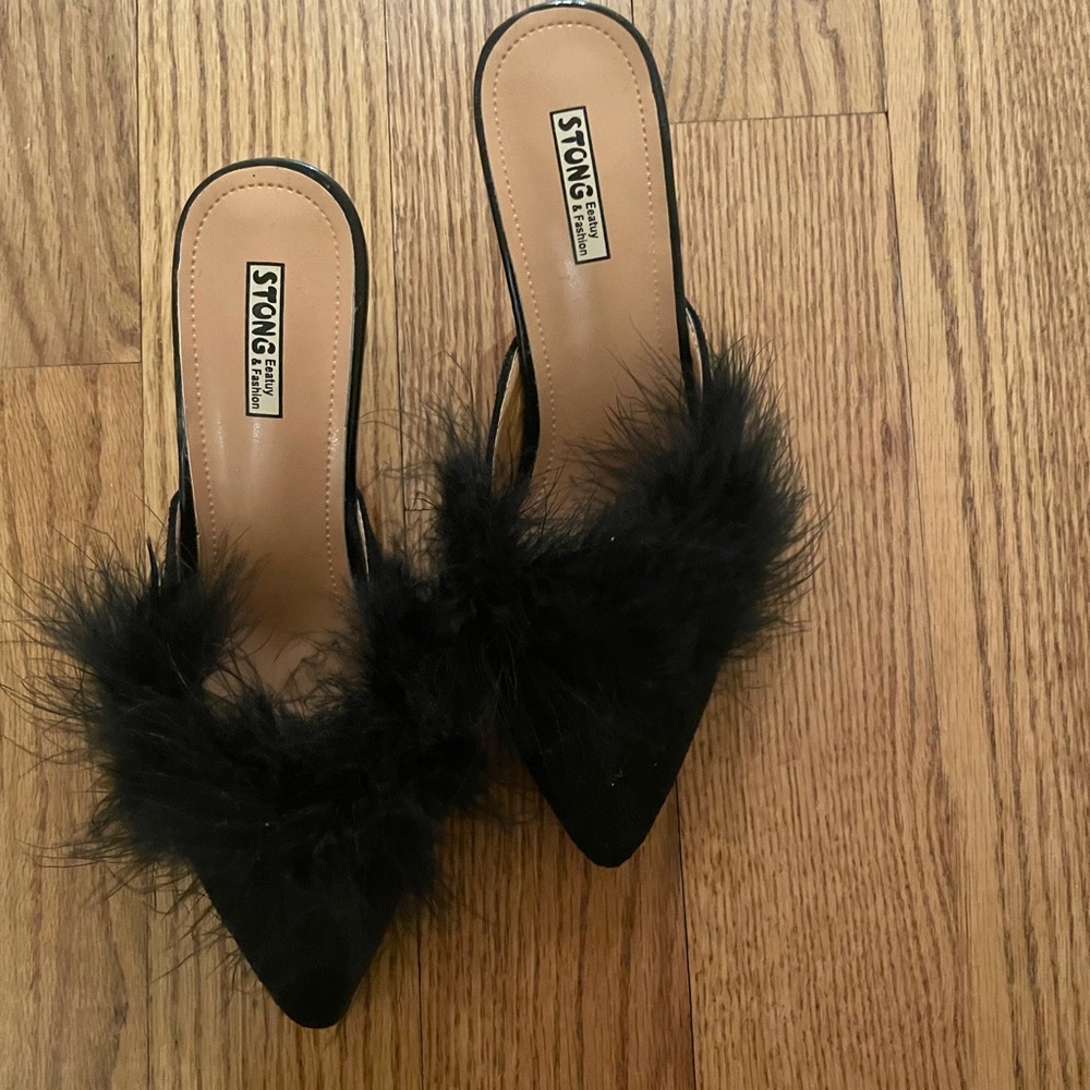 Black faux fur heels